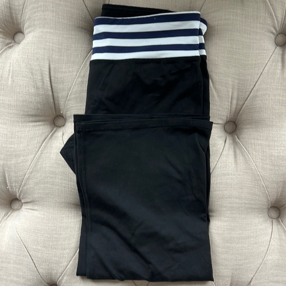 GapFit  wide leg capri leggings